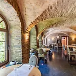 Aux Tanneries De