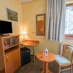 Hotel Aux Tanneries De 3*