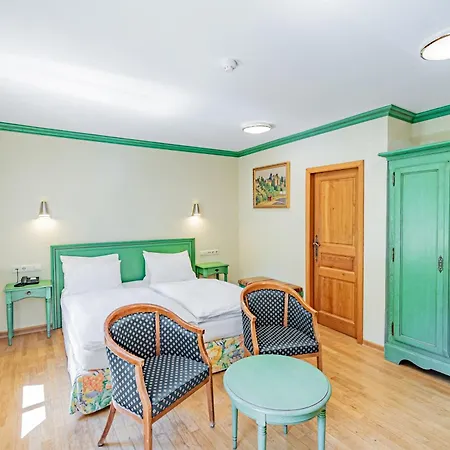 Hotel Aux Tanneries De 3*