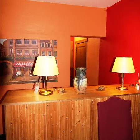 Szálloda Aux Tanneries De 3*