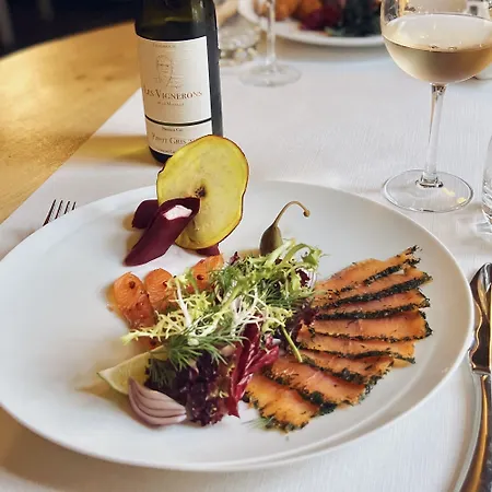 Aux Tanneries De Отель Wiltz