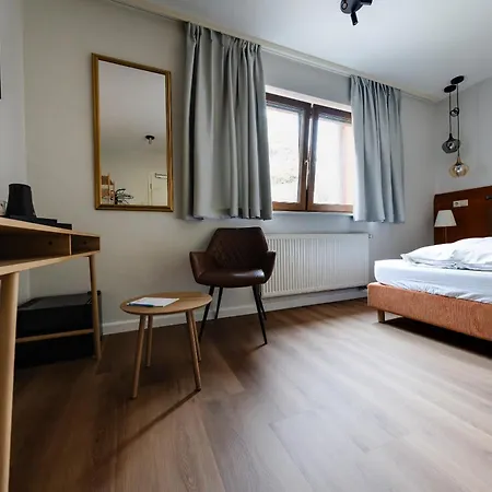 호텔 Aux Tanneries De 3*