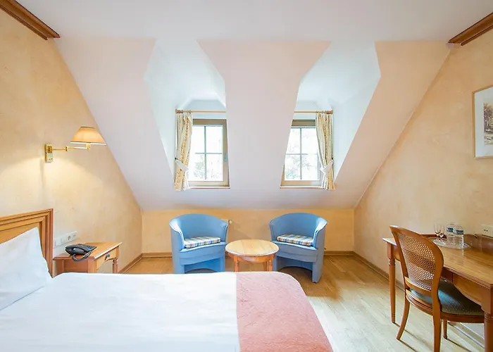 Aux Tanneries De 호텔 3*