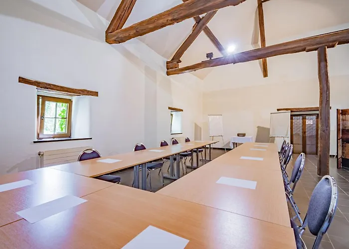 Aux Tanneries De Hotel